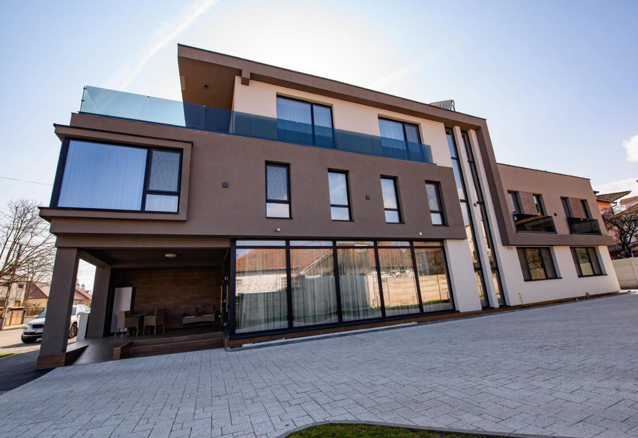 Vila Sarisa Дева Екстериор снимка
